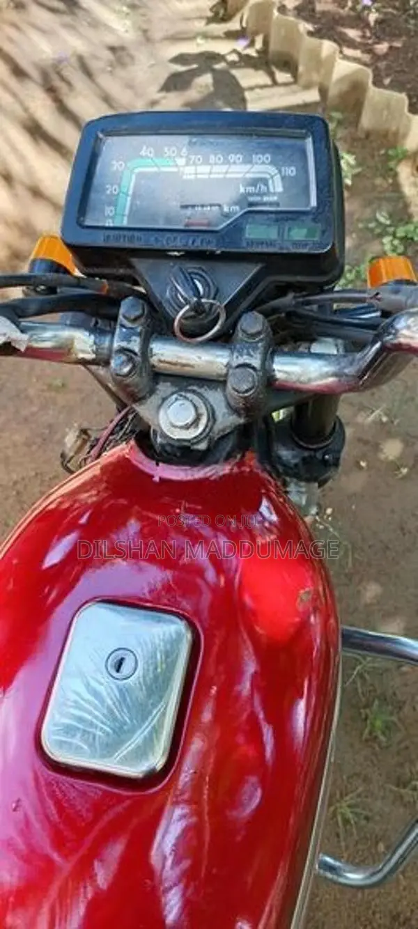 Bajaj Boxer 2006
