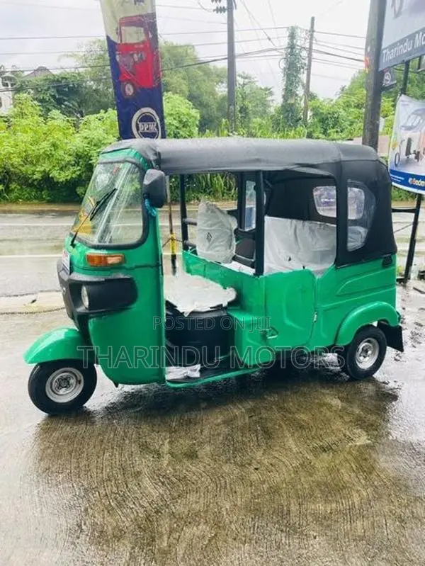 Bajaj RE 2026