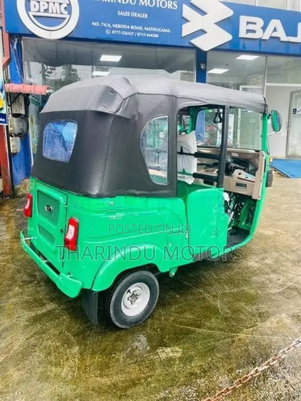 Bajaj RE 2026