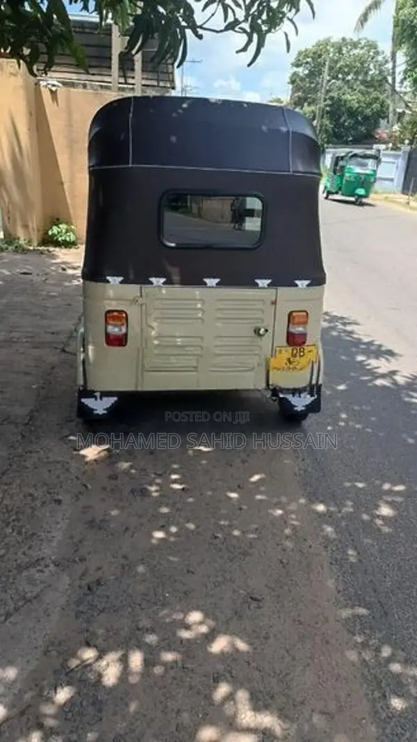 Bajaj RE 1997