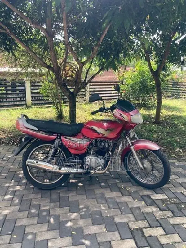 TVS Victor 2003