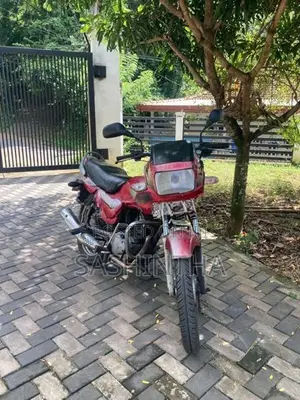 TVS Victor 2003