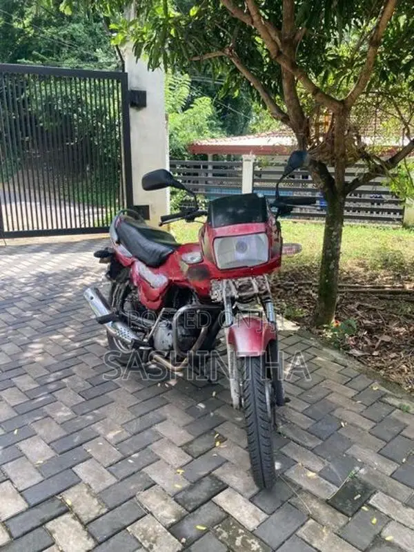 TVS Victor 2003