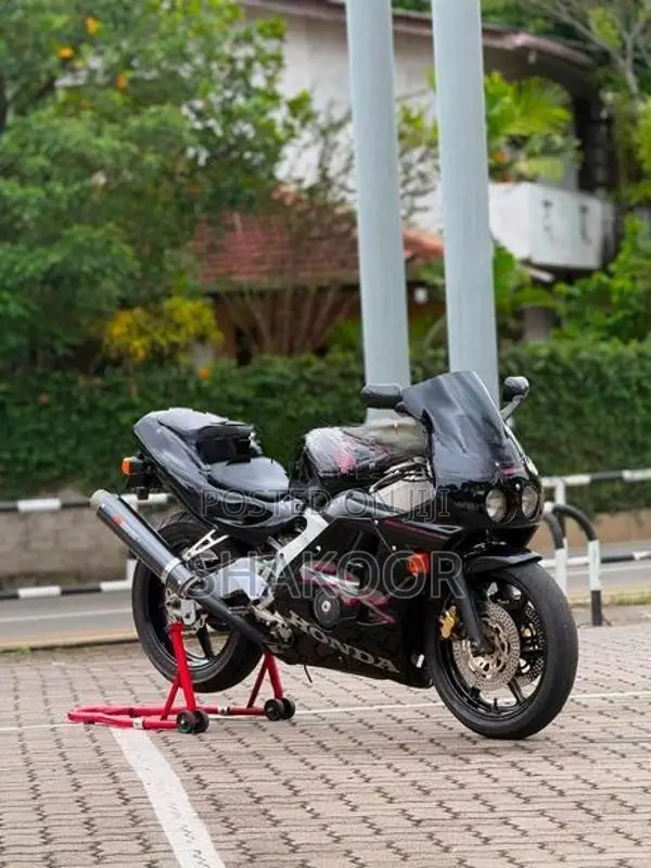 Honda CBR250R Gullarm 250 2013