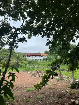 260 Perch Land for Sale in Thalawathugoda Pannipitiya Road