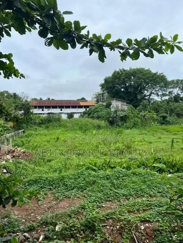 260 Perch Land for Sale in Thalawathugoda Pannipitiya Road