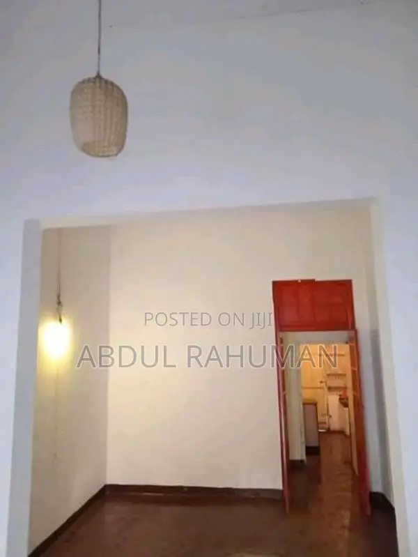 Luxurious Unfurnished Apartment Wellawata