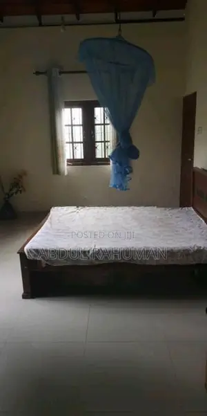 Luxurious Unfurnished Apartment Wellawata