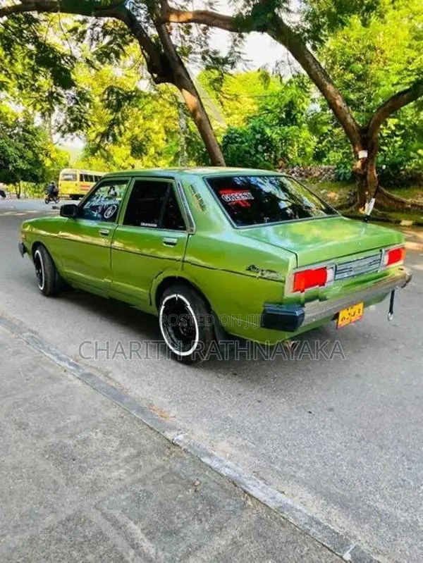 Nissan Sunny 1985