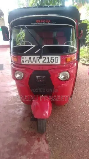 Bajaj RE 2014