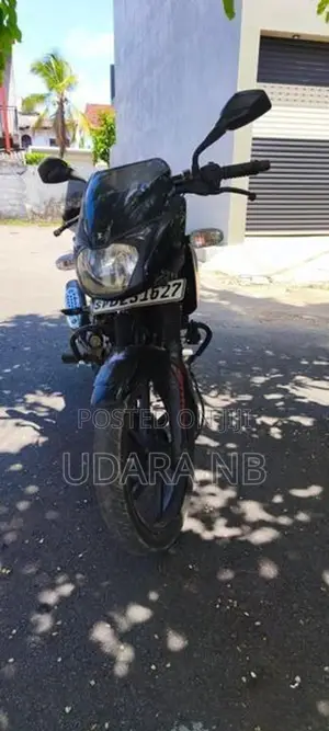 Bajaj Pulsar 150 2017