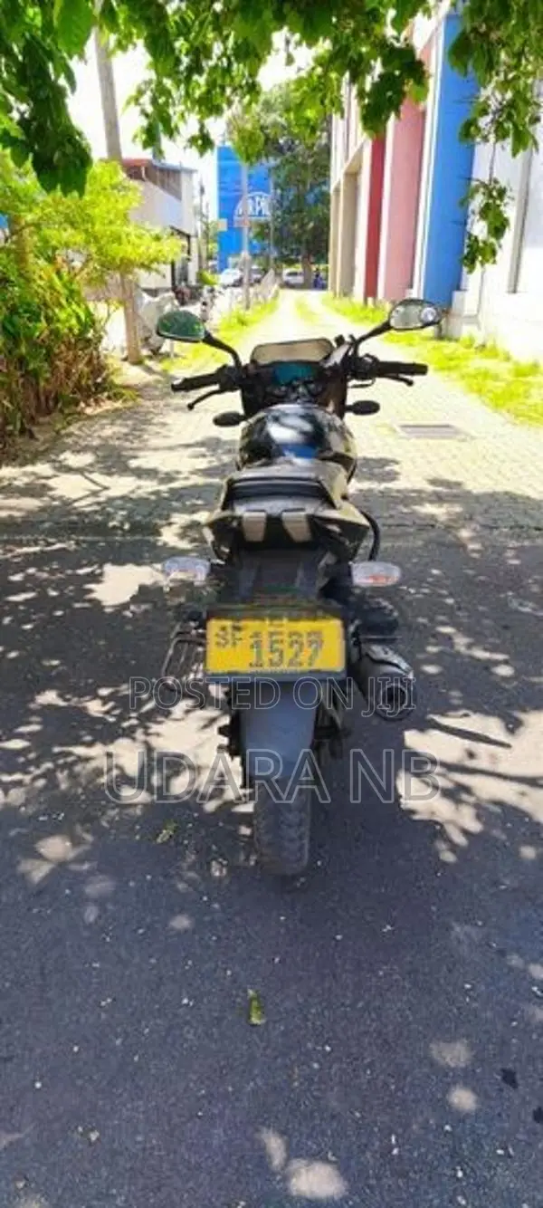 Bajaj Pulsar 150 2017