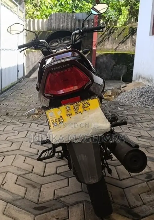 Honda CB Shine 2016