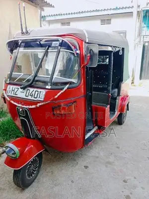 Bajaj RE 2003