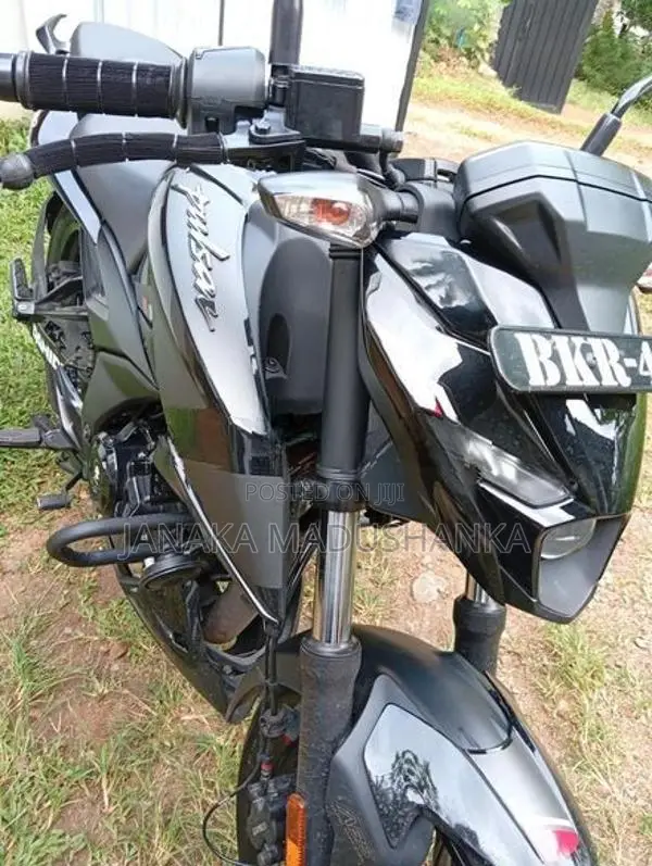 Bajaj Pulsar N160 2026