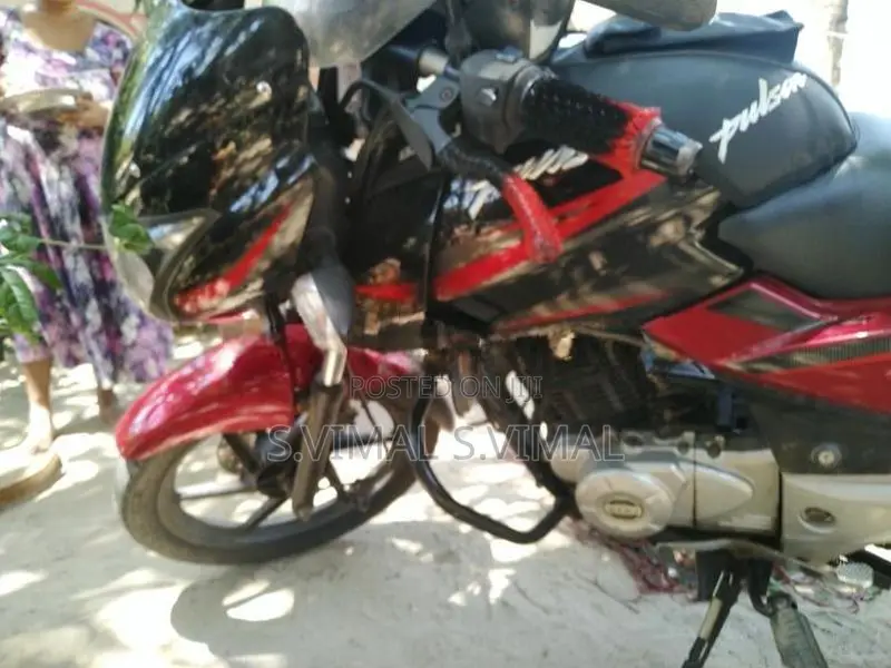 Bajaj Pulsar 150 2012