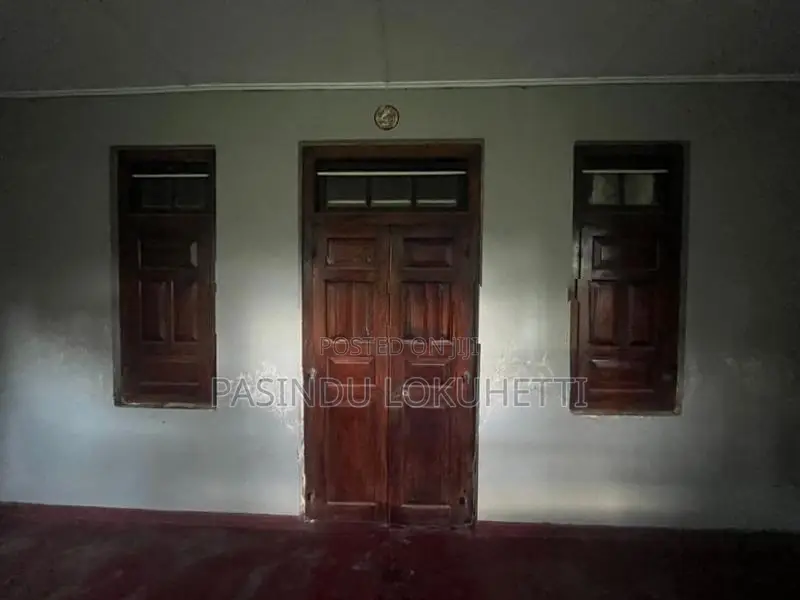 Vintage House For Rent/Lease Weligama