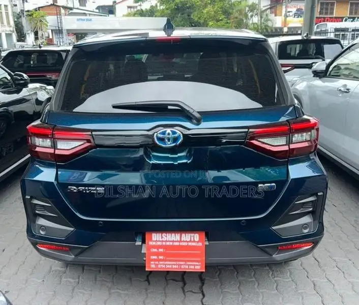 Toyota Raize Hybrid 2025