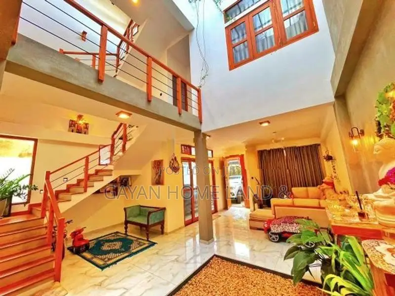 Modern Three-Storey Luxury House In Piliyandala Town. Fully Furnished