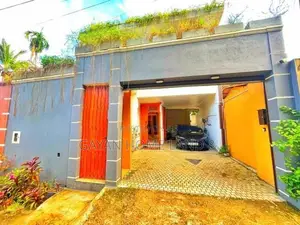 Modern Three-Storey Luxury House In Piliyandala Town. Fully Furnished