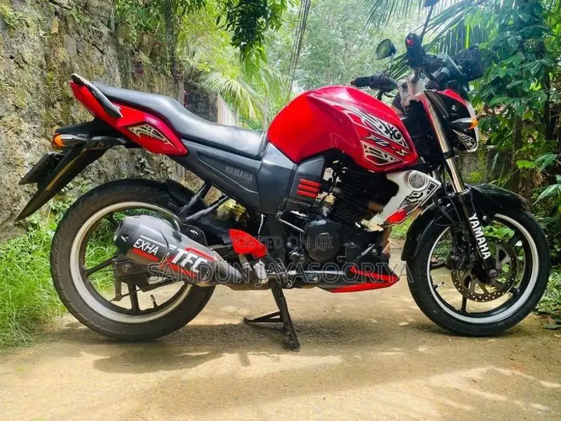 Yamaha FZ 2014
