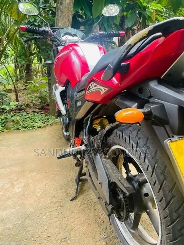 Yamaha FZ 2014