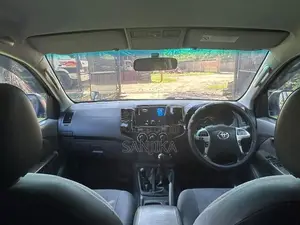 Toyota Hilux 2015