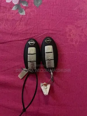 Nissan X-Trail Remote Key