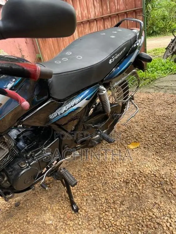 Bajaj Discover 125 2005