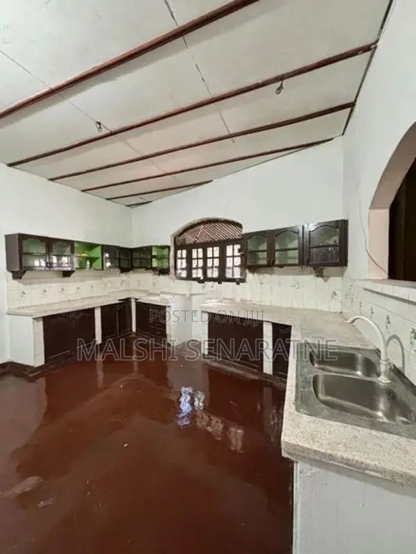 Fully Renovated 3-Bedroom House for Rent 500m from Bangalawe Junction