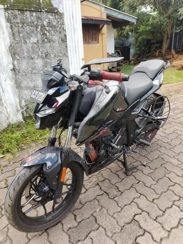 Bajaj Pulsar N160 2025