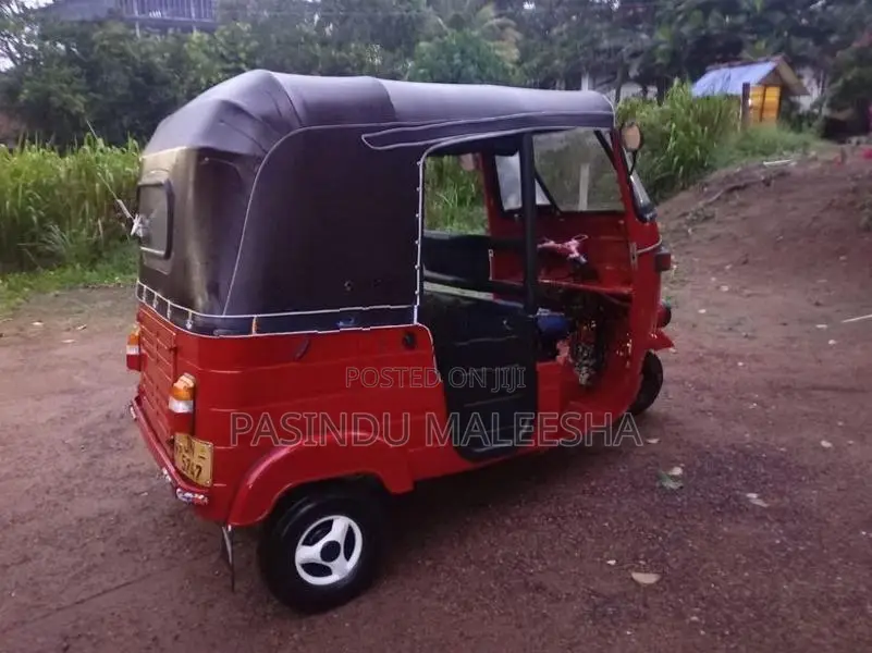 Bajaj RE Three Wheeler 2004