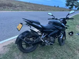 Bajaj Pulsar NS200 Black 2019