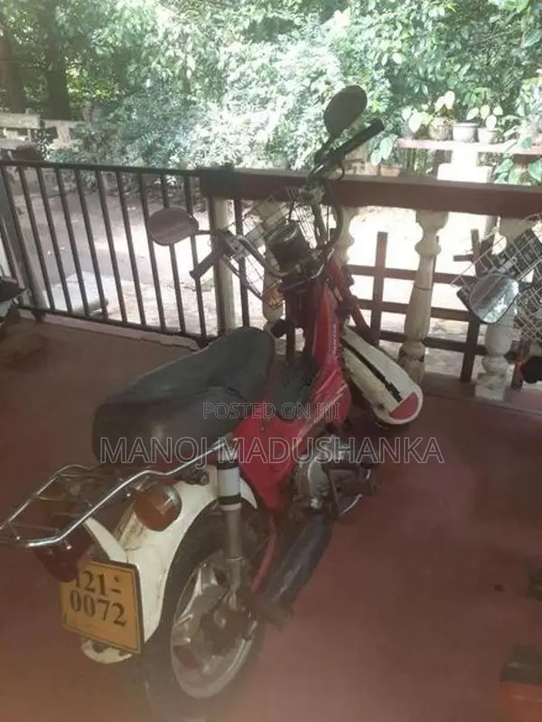 Honda Chaly 2000