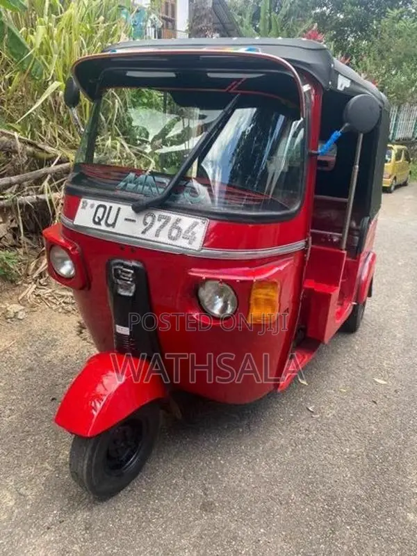 Bajaj RE Three Wheeler 2010