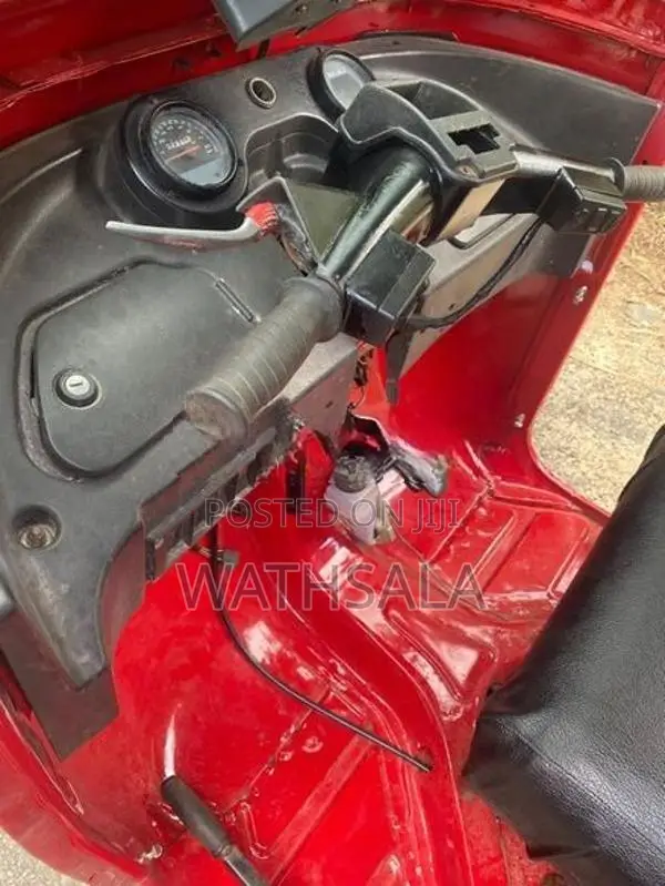 Bajaj RE Three Wheeler 2010