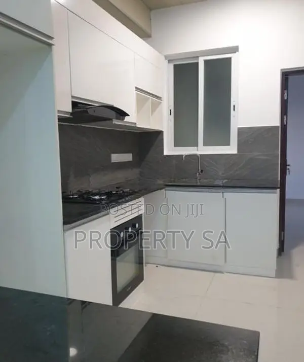 Apartment For Sale In Colombo 5