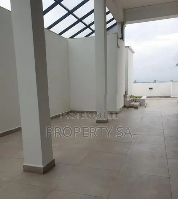 Apartment For Sale In Colombo 5