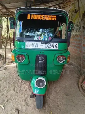 Bajaj RE 2010