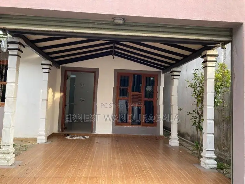 House For Sale In kottawa.hs594-