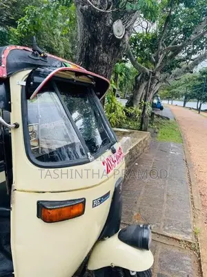 Bajaj 2000