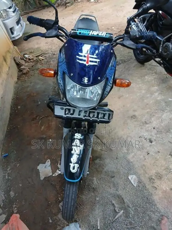 Bajaj CT100 2024