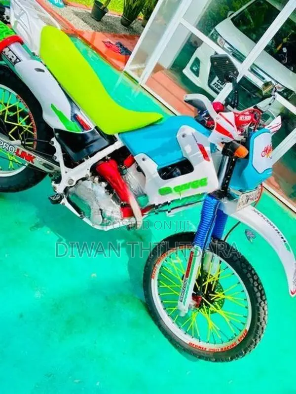 Honda Degree 2004