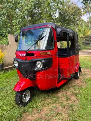 Bajaj RE 2025