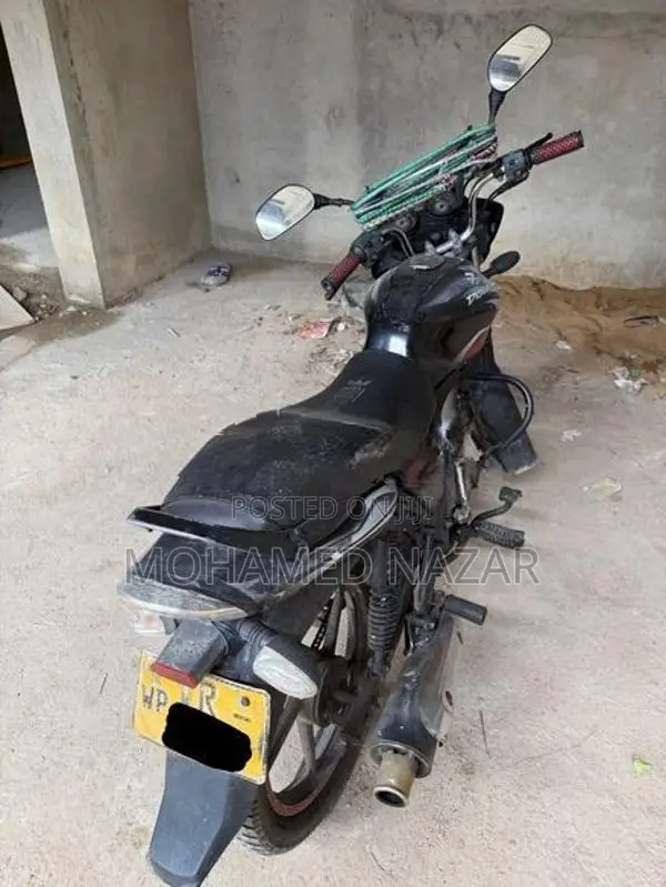 Bajaj Discover 2010