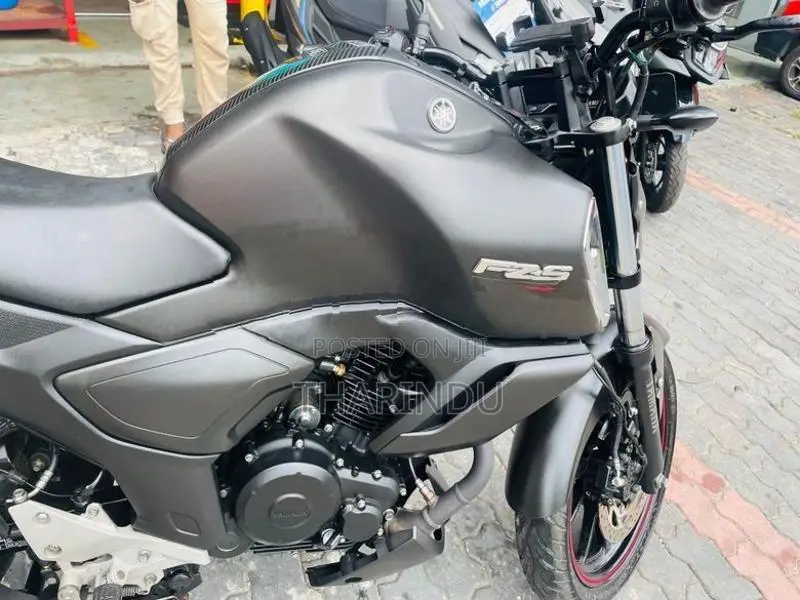 Yamaha Fzs V4 2025