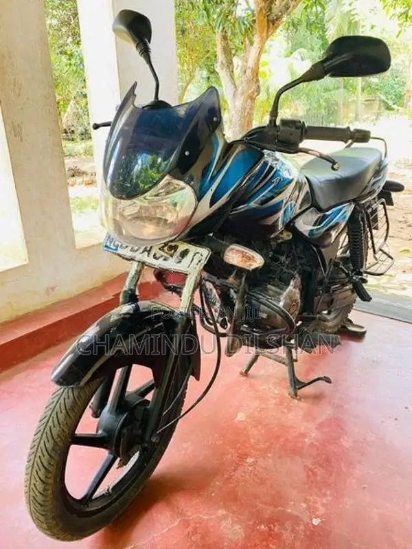 Bajaj Discover 2014
