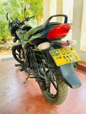 Bajaj Discover 2014