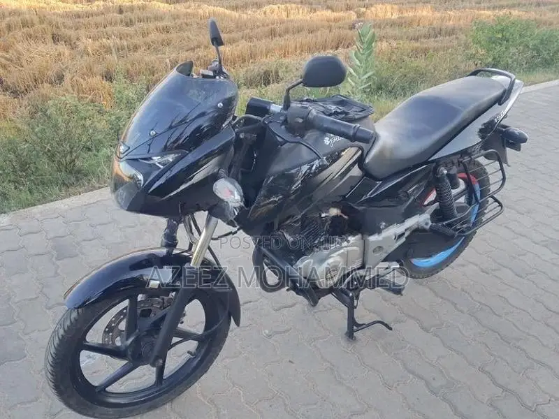 Bajaj Pulsar 150 2016