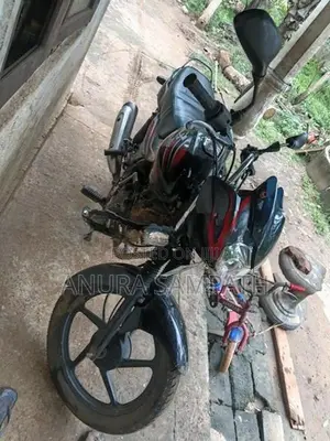 Bajaj Discover 100 2013